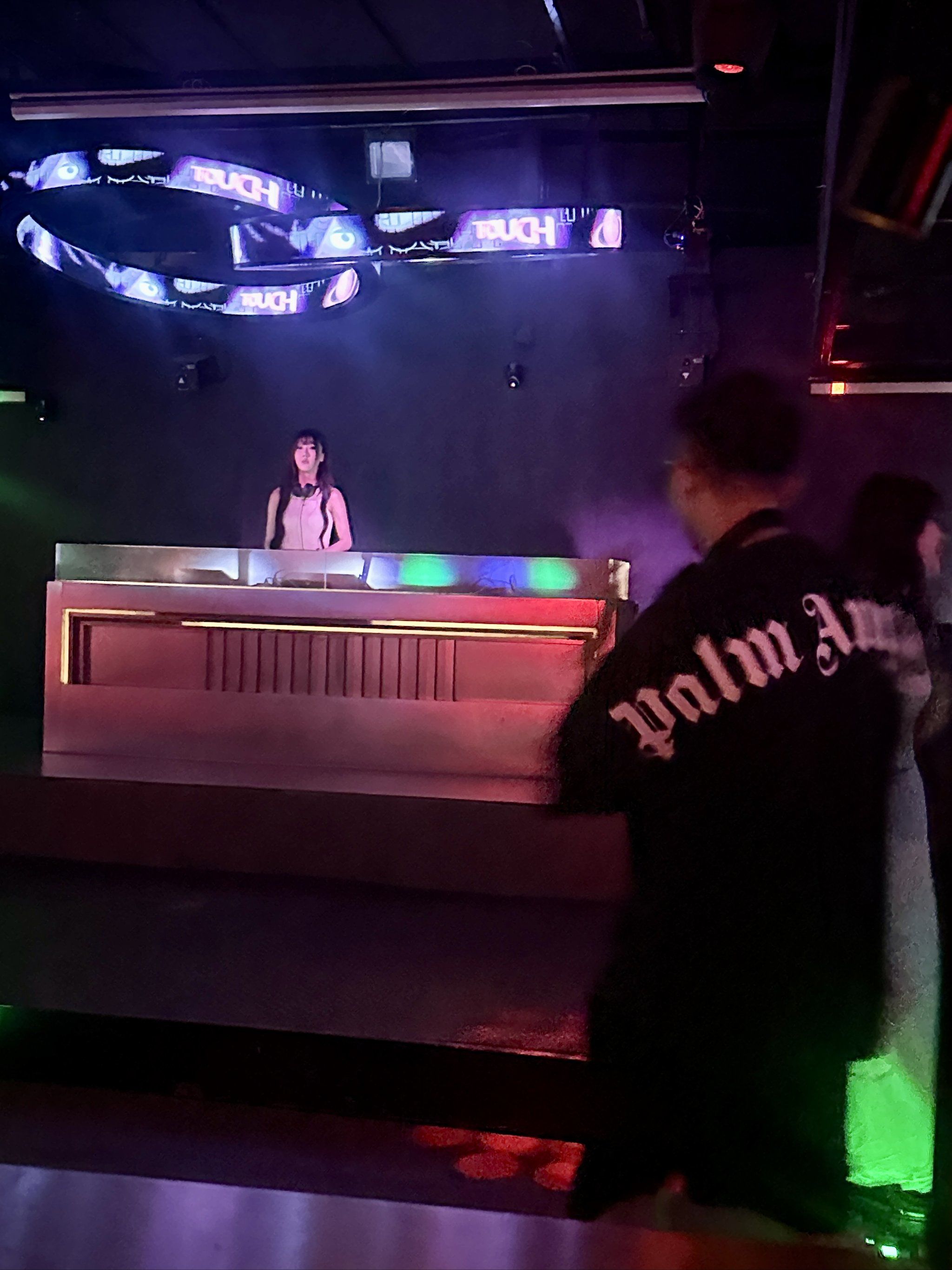 郑州商务ktv消费攻略-荥阳市ktv预定